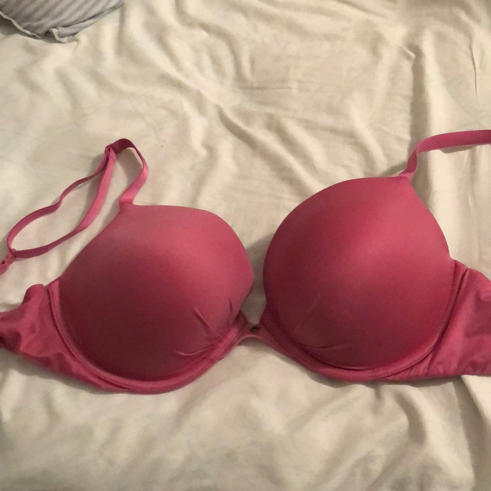 Victoria’s secret bra 34DD